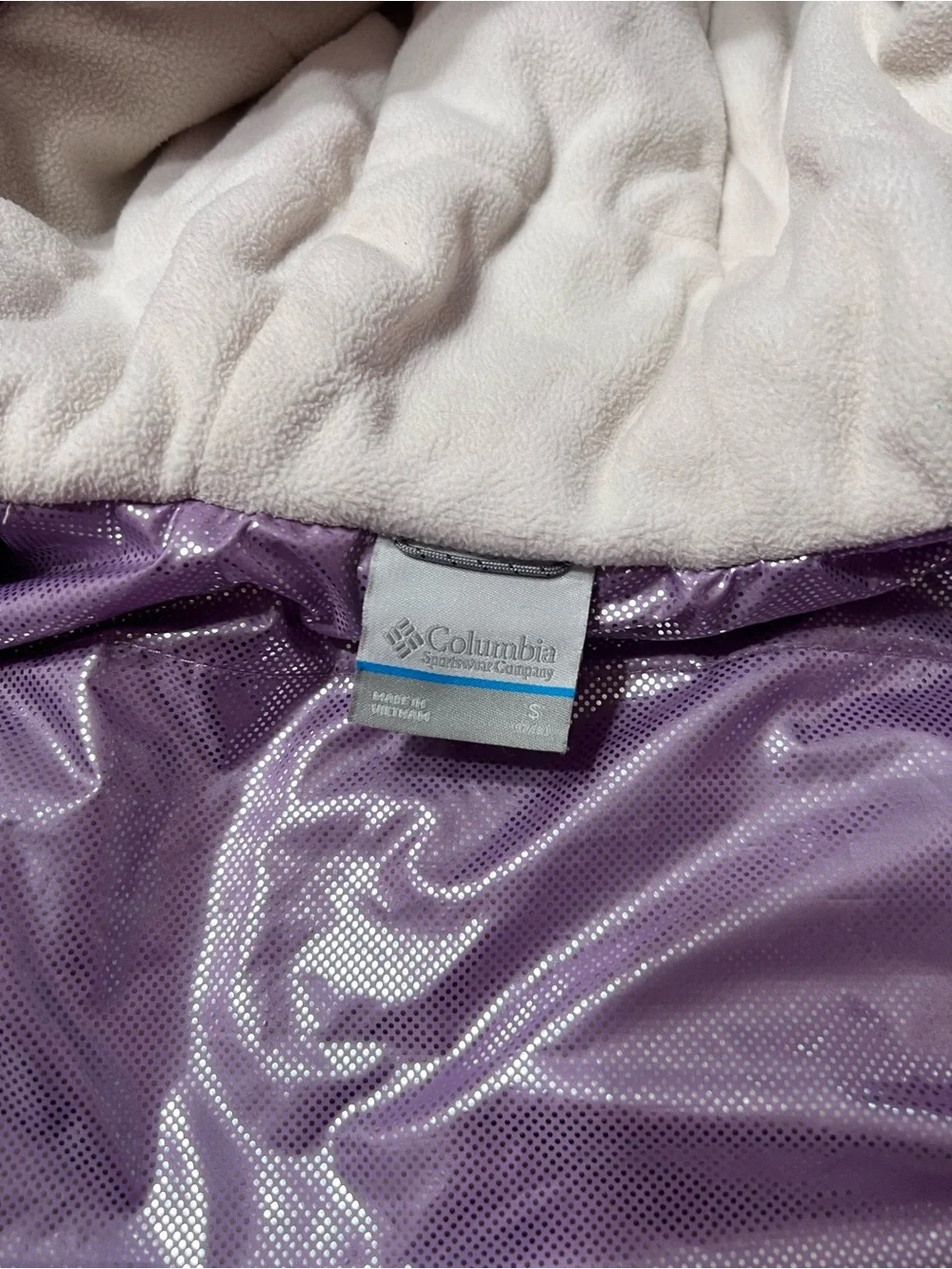 Columbia Kids Hooded Puffer Jacket in Plum